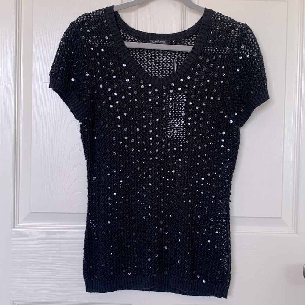 Daisy Fuentes Moda Women's Short Sleeve Sequin Mesh Blouse Sweater Top